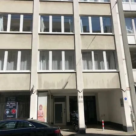 Centerapartments Alexanderstrasse Apartment