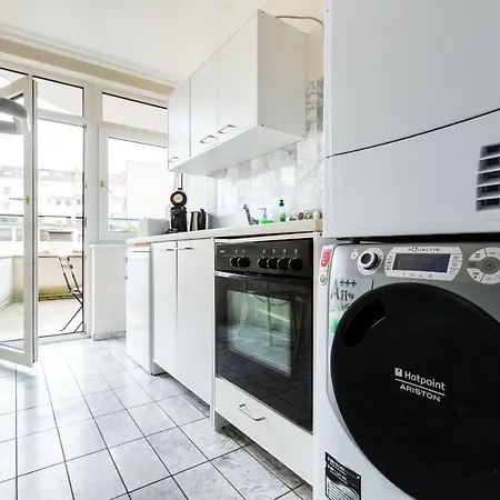 Centerapartments Alexanderstrasse * Dusseldorf