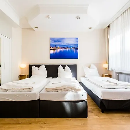 Apartment Centerapartments Alexanderstrasse Dusseldorf